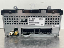 Load image into Gallery viewer, Radio  GRAND CHEROKEE 2011 - NW454035
