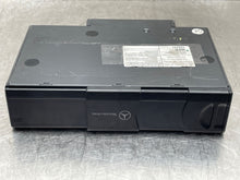Load image into Gallery viewer, REMOTE CD CHANGER C230 C240 C280 C32 C320 C350 C55 CL500 CL55 03-07 - NW454393
