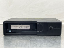 Load image into Gallery viewer, REMOTE CD CHANGER C230 C240 C280 C32 C320 C350 C55 CL500 CL55 03-07 - NW454393
