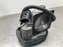 Load image into Gallery viewer, THROTTLE BODY CLK430 CLK500 ML500 SL55 01 - 06 - NW454458
