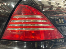 Load image into Gallery viewer, TAIL LIGHT LAMP ASSEMBLY S350 S430 S500 S55 S600 S65 SL500 03-06 Right - NW454464
