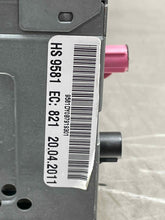 Load image into Gallery viewer, RADIO 528i 535i 550i 640I 650i 740i 740il 750 HYBRID 10-12 AM FM CD - NW454816
