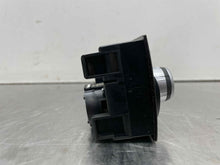 Load image into Gallery viewer, REAR TEMPERATURE CONTROLS 528i 535i 535i Gt 550i 550i Gt 640I 09-19 - NW454734
