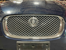 Load image into Gallery viewer, GRILLE Jaguar XF 2009 09 2010 10 2011 11 Upper - NW454730
