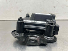 Load image into Gallery viewer, TRANSFER CASE CONTROL MODULE COMPUTER Kia Telluride 20 21 22 - NW455058
