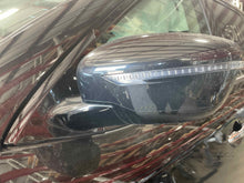 Load image into Gallery viewer, SIDE VIEW DOOR MIRROR Nissan Pathfinder 2017 17 Left - NW455544
