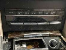 Load image into Gallery viewer, FRONT TEMPERATURE CONTROLS E250 Van E300 E350 E400 E550 E63 15-17 - NW456085

