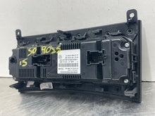Load image into Gallery viewer, FRONT TEMPERATURE CONTROLS E250 Van E300 E350 E400 E550 E63 15-17 - NW456085
