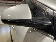 Load image into Gallery viewer, Side View Door Mirror Cadillac SRX 2010 - NW455968

