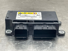 Load image into Gallery viewer, Computer Cadillac SRX 2010 - NW455937
