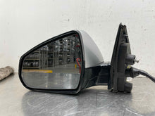Load image into Gallery viewer, Side View Door Mirror Cadillac SRX 2016 - NW455965
