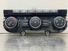 Load image into Gallery viewer, TEMPERATURE CONTROLS Passat 2013 13 2014 14 2015 15 - NW457434
