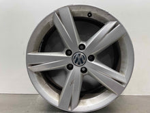 Load image into Gallery viewer, WHEEL RIM Passat 12 13 14 15 17x7 ALLOY - NW457672
