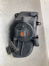 Load image into Gallery viewer, FOG LAMP LIGHT Audi A4 13 14 15 16 Bumper Mounted Right - NW457846
