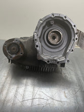 Load image into Gallery viewer, TRANSFER CASE C240 C320 E320 2003 03 04 05 06 - NW458291
