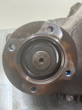 Load image into Gallery viewer, TRANSFER CASE C240 C320 E320 2003 03 04 05 06 - NW458291
