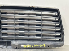 Load image into Gallery viewer, GRILL Mercedes E300D E320 E55 1996 96 1997 97 98 99 - NW458194
