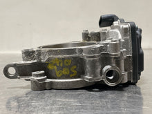 Load image into Gallery viewer, Throttle Body  BMW 530I 2017 - NW458293
