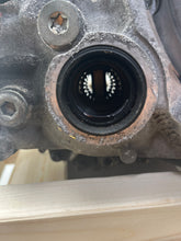 Load image into Gallery viewer, Transmission Toyota Avalon 2015 - NW458681
