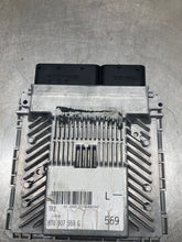 Load image into Gallery viewer, ECU ECM COMPUTER Audi A4 A5 2009 09 2010 10 - NW458886
