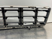 Load image into Gallery viewer, Grille  AUDI A4 2003 - NW520609
