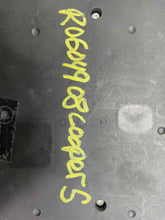 Load image into Gallery viewer, FUSE BOX Cooper Mini 1 Clubman 2008 08 2009 09 - NW459269
