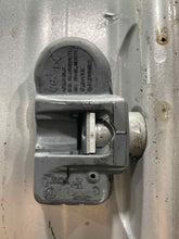 Load image into Gallery viewer, WHEEL RIM C250 C300 C350 C63 10-11 17x7-1/2 - NW460165

