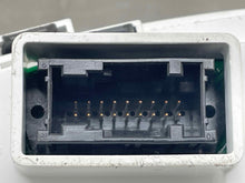 Load image into Gallery viewer, Speedometer Cluster Pontiac G8 2009 - NW460063

