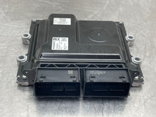 Load image into Gallery viewer, ECU ECM COMPUTER Volvo S60 S80 V60 XC60 XC70 15 16 17 18 - NW459726
