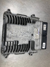 Load image into Gallery viewer, ECU ECM Computer Kia Sedona 2020 - NW460429
