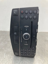 Load image into Gallery viewer, RADIO Mercedes-Benz C230 C300 C350 C63 2008 08 2009 09 - NW460802
