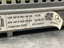 Load image into Gallery viewer, INFO-GPS SCREEN E250 Van E250D E300 E350 E400 E550 E63 14 15 - NW460639
