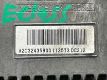 Load image into Gallery viewer, INFO-GPS SCREEN E250 Van E250D E300 E350 E400 E550 E63 14 15 - NW460639
