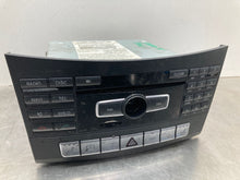 Load image into Gallery viewer, Radio  MERCEDES E-CLASS 2014 - NW460805
