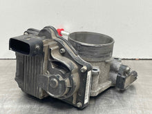 Load image into Gallery viewer, THROTTLE BODY Acura MDX 2004 04 2005 05 2006 06 - NW460951

