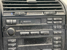 Load image into Gallery viewer, RADIO BMW 318I 323 M3 Z3 1998 99 00 01 02 - NW460790
