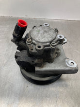 Load image into Gallery viewer, POWER STEERING PUMP BMW 323i 328i 1996 96 97 98 99 - NW460906
