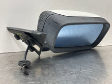 Load image into Gallery viewer, Side View Mirror BMW 318i 323i 328i 92 93 94 - 99 Right - NW460394
