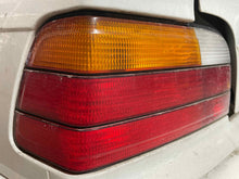 Load image into Gallery viewer, TAIL LIGHT LAMP ASSEMBLY 318i 318ic 318ti 323i 323ic 323is 92-99 Left - NW460960
