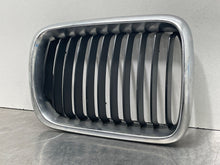 Load image into Gallery viewer, Grille  BMW 328I 1998 - NW460609
