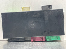 Load image into Gallery viewer, BODY CONTROL MODULE BMW 318I 323I 328I M3 Z3 98 - 02 - NW460313
