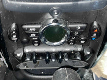 Load image into Gallery viewer, TEMPERATURE CONTROLS Mini Countryman Paceman 13 14 15 16 - NW461586
