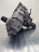 Load image into Gallery viewer, TRANSFER CASE BMW X5 X6 07 08 09 10 11 12 13 - NW461801
