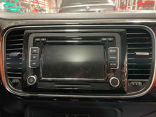 Load image into Gallery viewer, CD PLAYER RADIO Volkswagen Beetle Jetta Passat 11 12 13 14 - NW461715
