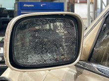 Load image into Gallery viewer, Side View Door Mirror  LEXUS LS400 2000 - NW462002
