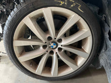 Load image into Gallery viewer, WHEEL RIM 528i 535i 550i 640I 650i Active 5 M6 11-19 19x8-1/2 ALLOY - NW462627
