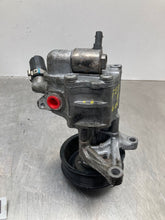 Load image into Gallery viewer, POWER STEERING PUMP 535i 535i Gt 550i Gt 640I 740i 740il 10-17 - NW462573
