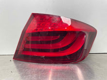 Load image into Gallery viewer, OUTER TAIL LIGHT LAMP 528i 535i 550i Active 5 M5 11 12 13 Right - NW462594

