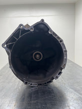 Load image into Gallery viewer, MANUAL TRANSMISSION 320i 323i 323ic 323is 325ci 325i 525i 98-05 - NW462601
