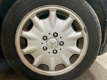 Load image into Gallery viewer, WHEEL Mercedes E300D E320 E430 1996 96 1997 97 98 99 - NW580659
